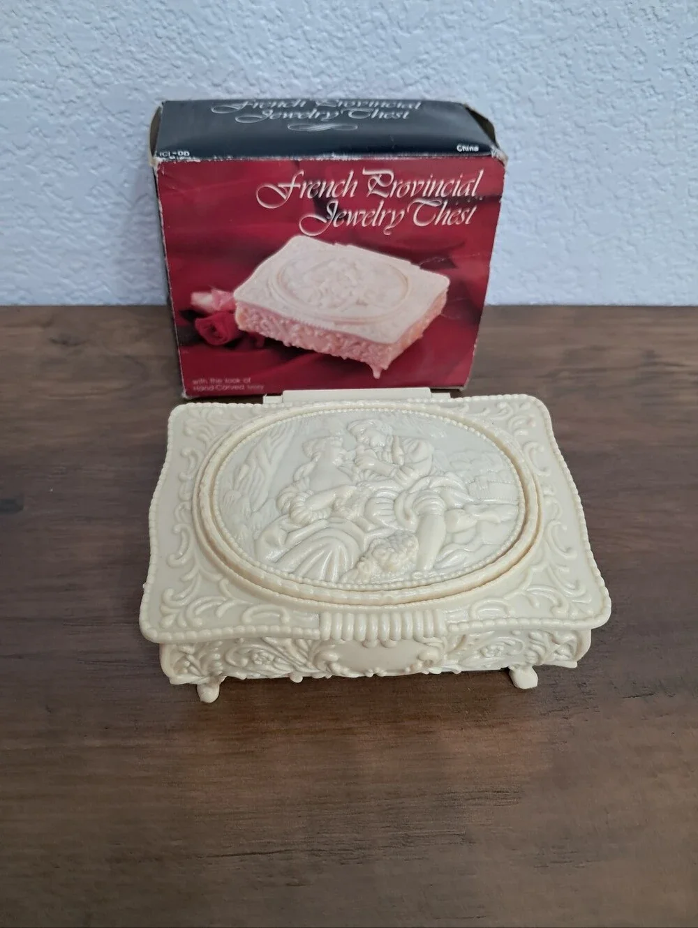 Vintage French Provincial Jewelry Box Chest Faux Ivory Resin Velvet Lined New